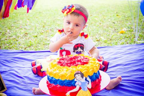 Smach and Cake Isabella Maria'