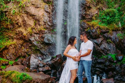 Ensaio fotográfico gestante de Ortigueira feito em Tibagi'