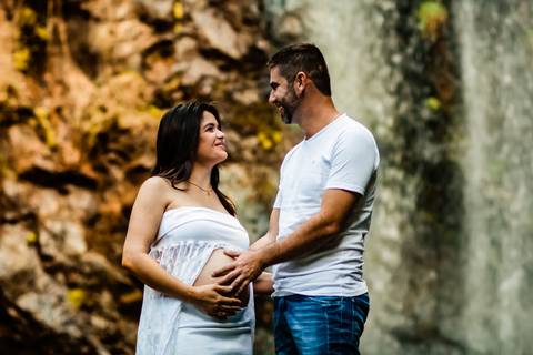 Ensaio fotográfico gestante de Ortigueira feito em Tibagi'