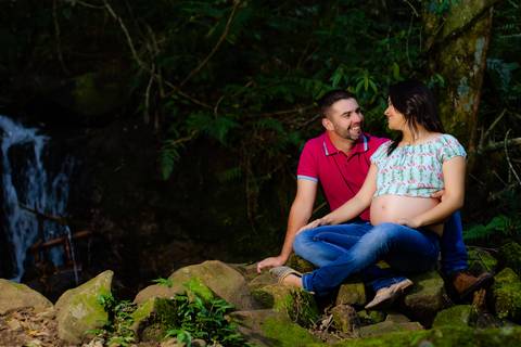 Ensaio fotográfico gestante de Ortigueira feito em Tibagi'