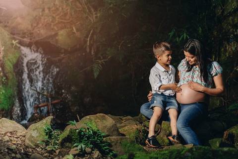 Ensaio fotográfico da gestante de Ortigueira feito em Tibagi pelo fotografo Sirlei Brizola'