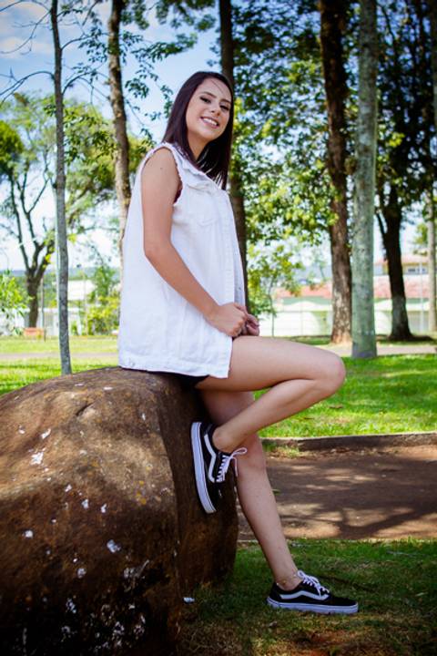Ensaio feminino em Telêmaco Borba na praça dos Pinheiros '