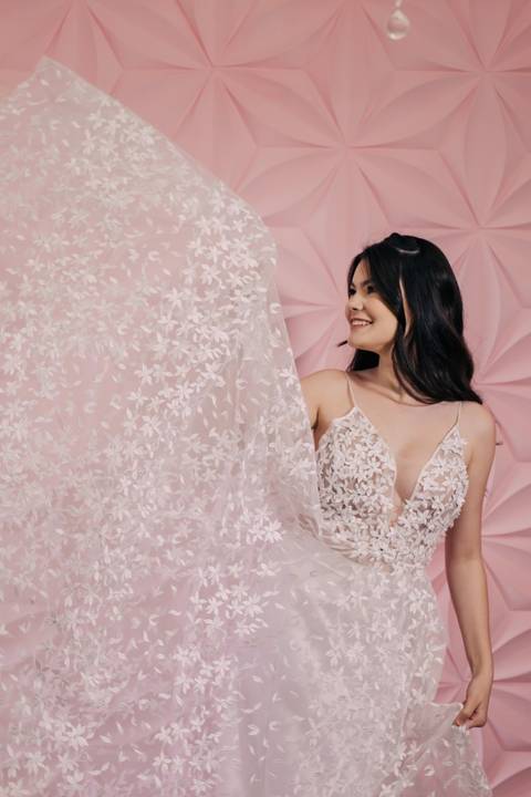 Vestidos de noiva para locação na cidade de Jaú-SP 
Trabalhamos com locação,sob medida e venda de nossos vestidos. Tudo feito com muito amor e carinho, realizamos sonhos do vestido ideal. '