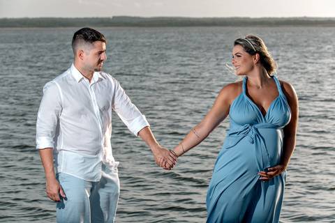 ensaio de gestante – book de gestante – fotografo de gestante – book de gestante na natureza – gestante no por sol – tramandai – lindas fotos de gestante com por do sol – Fábio Martins fotografo de gestante – gestante na praia – gestante sexy – linda '