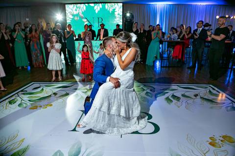 Casamento - convidados  - noivos - primeira dança - fotógrafo Fábio Martins'