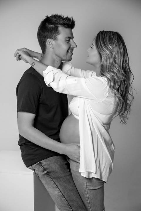 ensaio de gestante – book de gestante – fotografo de gestante – book de gestante na natureza – gestante no por sol – Porto Alegre – lindas fotos de gestante com por do sol – Fábio Martins fotografo de gestante – gestante sexy – linda'