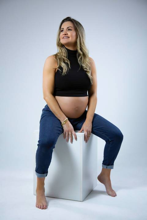 ensaio de gestante – book de gestante – fotografo de gestante – book de gestante na natureza – gestante no por sol – Porto Alegre – lindas fotos de gestante com por do sol – Fábio Martins fotografo de gestante – gestante sexy – linda'