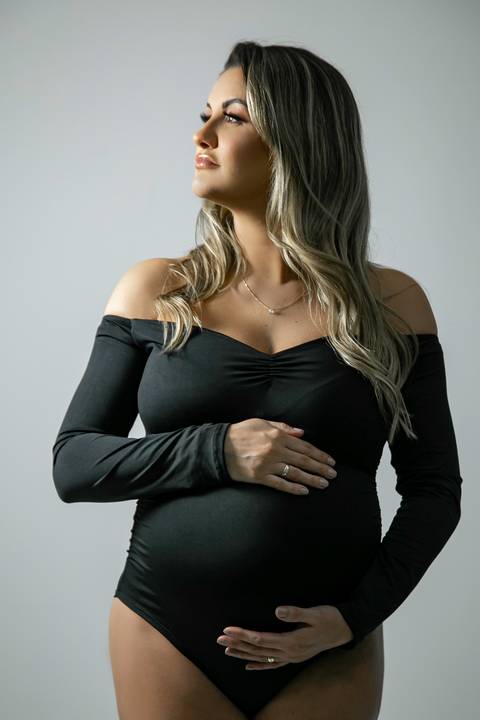 ensaio de gestante – book de gestante – fotografo de gestante – book de gestante na natureza – gestante no por sol – Porto Alegre – lindas fotos de gestante com por do sol – Fábio Martins fotografo de gestante – gestante sexy – linda'