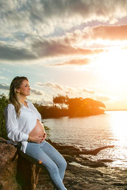 ensaio de gestante – book de gestante – fotografo de gestante – book de gestante na natureza – gestante no por sol – Porto Alegre – lindas fotos de gestante com por do sol – Fábio Martins fotografo de gestante – gestante sexy – linda'