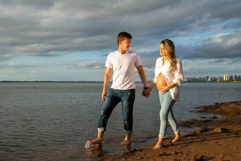 ensaio de gestante – book de gestante – fotografo de gestante – book de gestante na natureza – gestante no por sol – Porto Alegre – lindas fotos de gestante com por do sol – Fábio Martins fotografo de gestante – gestante sexy – linda'