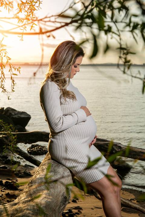 ensaio de gestante – book de gestante – fotografo de gestante – book de gestante na natureza – gestante no por sol – Porto Alegre – lindas fotos de gestante com por do sol – Fábio Martins fotografo de gestante – gestante sexy – linda'