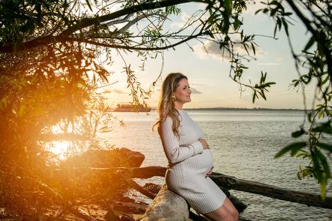 ensaio de gestante – book de gestante – fotografo de gestante – book de gestante na natureza – gestante no por sol – Porto Alegre – lindas fotos de gestante com por do sol – Fábio Martins fotografo de gestante – gestante sexy – linda'