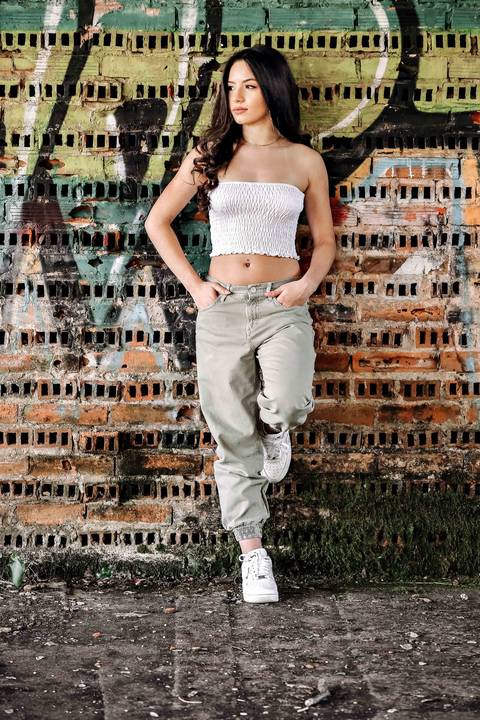 book de 15 anos ensaio de 15 anos no pro do sol fotos urbanas quinze anos urbano fabio Martins book externo 15 anos lindo book fotográfico lindo melhores fotos de 15 anos book em gramado fotos lindas em gramado hard rock gramado Fotografia-de-Street-Book-'