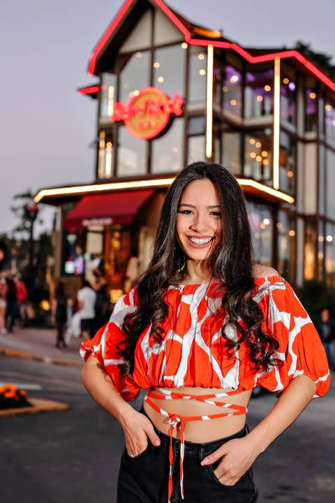 book de 15 anos ensaio de 15 anos no pro do sol fotos urbanas quinze anos urbano fabio Martins book externo 15 anos lindo book fotográfico lindo melhores fotos de 15 anos book em gramado fotos lindas em gramado hard rock gramado Fotografia-de-Street-Book-'