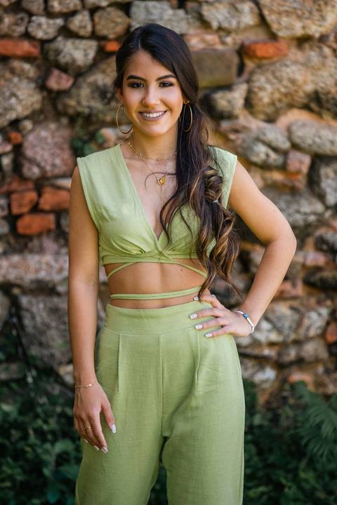 15 anos praia  – ensaio de 15 anos no pro do sol – fabio Martins - book externo – 15 anos lindo – book fotográfico lindo – melhores fotos de 15 anos - book em Santa Catarina – praia do rosa – praia de garopaba '