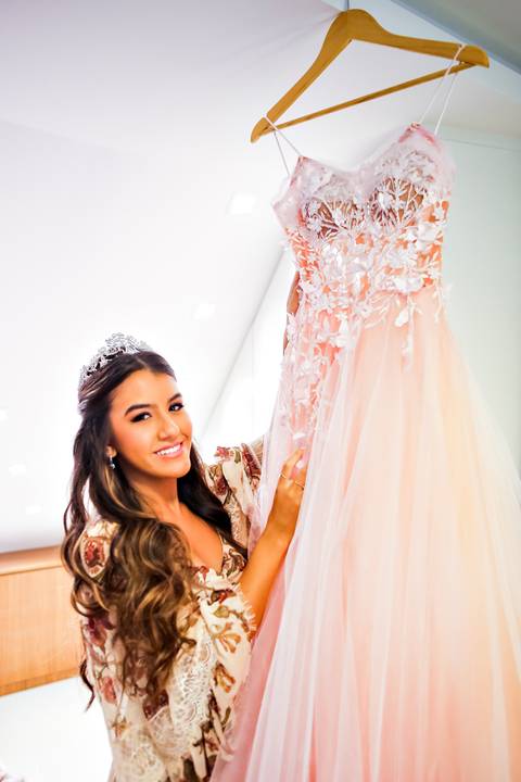 Porto Alegre – Fotos – Fotos de 15 anos – festa de 15 anos – festa linda de 15 anos – fotógrafo Fábio Martins – Lalux – Debutantes em Canoas – Autentique eventos – festa floral – melhor festa de 15 anos'