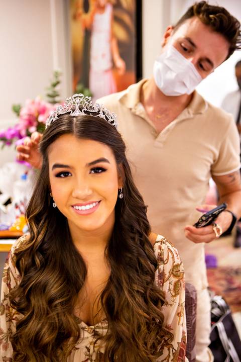 Porto Alegre – Fotos – Fotos de 15 anos – festa de 15 anos – festa linda de 15 anos – fotógrafo Fábio Martins – Lalux – Debutantes em Canoas – Autentique eventos – festa floral – melhor festa de 15 anos'