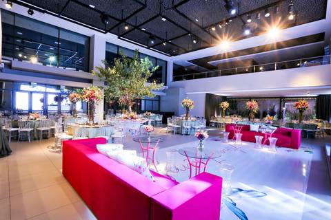 Porto Alegre – Fotos – Fotos de 15 anos – festa de 15 anos – festa linda de 15 anos – fotógrafo Fábio Martins – Lalux – Debutantes em Canoas – Autentique eventos – festa floral – melhor festa de 15 anos'