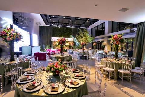 Porto Alegre – Fotos – Fotos de 15 anos – festa de 15 anos – festa linda de 15 anos – fotógrafo Fábio Martins – Lalux – Debutantes em Canoas – Autentique eventos – festa floral – melhor festa de 15 anos'