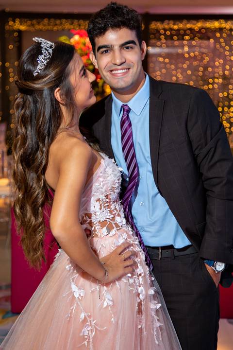 Porto Alegre – Fotos – Fotos de 15 anos – festa de 15 anos – festa linda de 15 anos – fotógrafo Fábio Martins – Lalux – Debutantes em Canoas – Autentique eventos – festa floral – melhor festa de 15 anos'