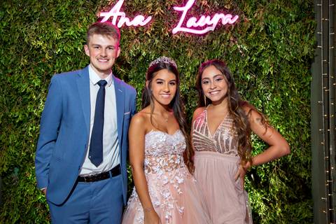 Porto Alegre – Fotos – Fotos de 15 anos – festa de 15 anos – festa linda de 15 anos – fotógrafo Fábio Martins – Lalux – Debutantes em Canoas – Autentique eventos – festa floral – melhor festa de 15 anos'