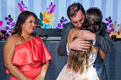 Porto Alegre – Fotos – Fotos de 15 anos – festa de 15 anos – festa linda de 15 anos – fotógrafo Fábio Martins – Lalux – Debutantes em Canoas – Autentique eventos – festa floral – melhor festa de 15 anos'