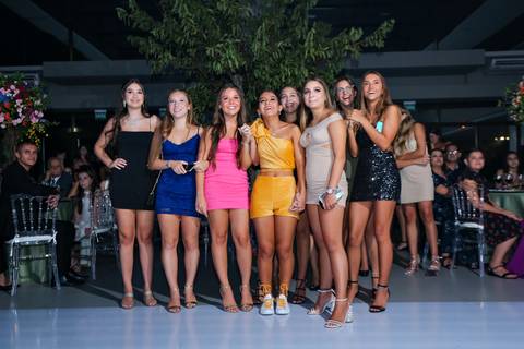 Porto Alegre – Fotos – Fotos de 15 anos – festa de 15 anos – festa linda de 15 anos – fotógrafo Fábio Martins – Lalux – Debutantes em Canoas – Autentique eventos – festa floral – melhor festa de 15 anos'