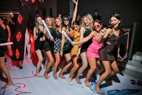 Porto Alegre – Fotos – Fotos de 15 anos – festa de 15 anos – festa linda de 15 anos – fotógrafo Fábio Martins – Lalux – Debutantes em Canoas – Autentique eventos – festa floral – melhor festa de 15 anos'