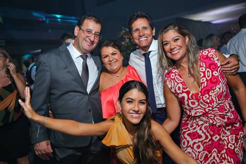 Porto Alegre – Fotos – Fotos de 15 anos – festa de 15 anos – festa linda de 15 anos – fotógrafo Fábio Martins – Lalux – Debutantes em Canoas – Autentique eventos – festa floral – melhor festa de 15 anos'