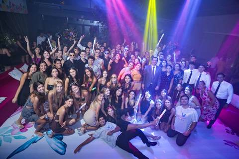 Porto Alegre – Fotos – Fotos de 15 anos – festa de 15 anos – festa linda de 15 anos – fotógrafo Fábio Martins – Lalux – Debutantes em Canoas – Autentique eventos – festa floral – melhor festa de 15 anos'