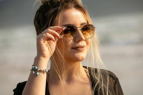 praia de Garopaba sc -nascer do sol na praia - book em Santa Catarina - ensaio em Santa Catarina -menina de biquini – centrinho do rosa – baira-mar – vida sol e mar - surf - mormai'