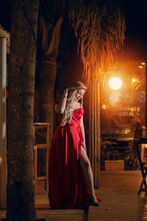 praia de Garopaba sc -nascer do sol na praia - book em Santa Catarina - ensaio em Santa Catarina -menina de biquini – centrinho do rosa – baira-mar – vida sol e mar - surf - mormai'