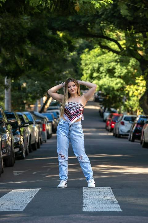 praia de Garopaba sc -nascer do sol na praia - book em Santa Catarina - ensaio em Santa Catarina -menina de biquini – centrinho do rosa – baira-mar – vida sol e mar - surf - mormai'