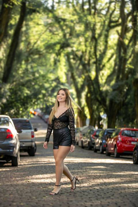 praia de Garopaba sc -nascer do sol na praia - book em Santa Catarina - ensaio em Santa Catarina -menina de biquini – centrinho do rosa – baira-mar – vida sol e mar - surf - mormai'