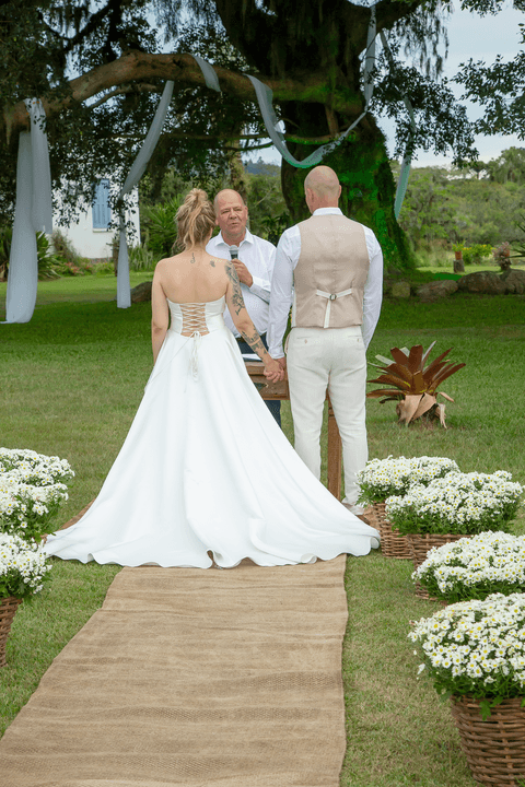 fotos-de-casamento-fotos-noiva-making-of-porto-alegre-casal-noiva-noivo-fotos-fotografia-fotógrafo-porto-alegre-wedding-porto-alegre-fotografo-profissional-vestido-de-noiva-penteado-noiva-casamento'