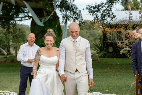 fotos-de-casamento-fotos-noiva-making-of-porto-alegre-casal-noiva-noivo-fotos-fotografia-fotógrafo-porto-alegre-wedding-porto-alegre-fotografo-profissional-vestido-de-noiva-penteado-noiva-casamento'