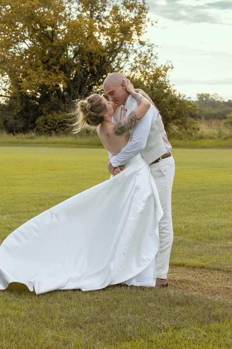 fotos-de-casamento-fotos-noiva-making-of-porto-alegre-casal-noiva-noivo-fotos-fotografia-fotógrafo-porto-alegre-wedding-porto-alegre-fotografo-profissional-vestido-de-noiva-penteado-noiva-casamento'