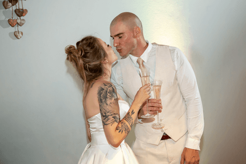 fotos-de-casamento-fotos-noiva-making-of-porto-alegre-casal-noiva-noivo-fotos-fotografia-fotógrafo-porto-alegre-wedding-porto-alegre-fotografo-profissional-vestido-de-noiva-penteado-noiva-casamento'