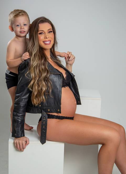 ensaio de gestante – book de gestante – fotografo de gestante – book de gestante na natureza – gestante no por sol – Porto Alegre – Fábio Martins fotografo de gestante – gestante sexy '