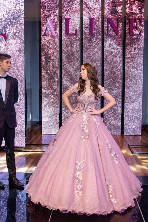 Porto Alegre – Fotos – Fotos de 15 anos – festa de 15 anos – festa linda de 15 anos – fotógrafo Fábio Martins – casa vetro – Debutantes em porto alegre – serata – melhor festa de 15 anos – serata eventos'