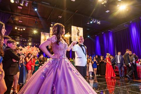 Porto Alegre – Fotos – Fotos de 15 anos – festa de 15 anos – festa linda de 15 anos – fotógrafo Fábio Martins – casa vetro – Debutantes em porto alegre – serata – melhor festa de 15 anos – serata eventos'