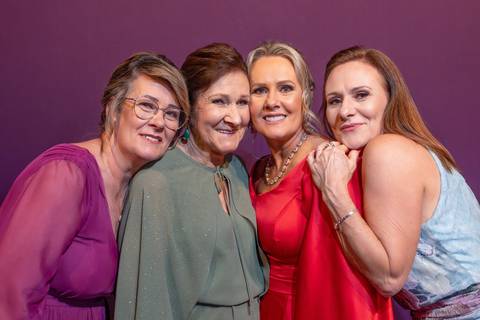 Porto Alegre – Fotos – Fotos de 15 anos – festa de 15 anos – festa linda de 15 anos – fotógrafo Fábio Martins – casa vetro – Debutantes em porto alegre – serata – melhor festa de 15 anos – serata eventos'