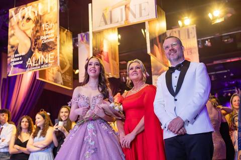 Porto Alegre – Fotos – Fotos de 15 anos – festa de 15 anos – festa linda de 15 anos – fotógrafo Fábio Martins – casa vetro – Debutantes em porto alegre – serata – melhor festa de 15 anos – serata eventos'