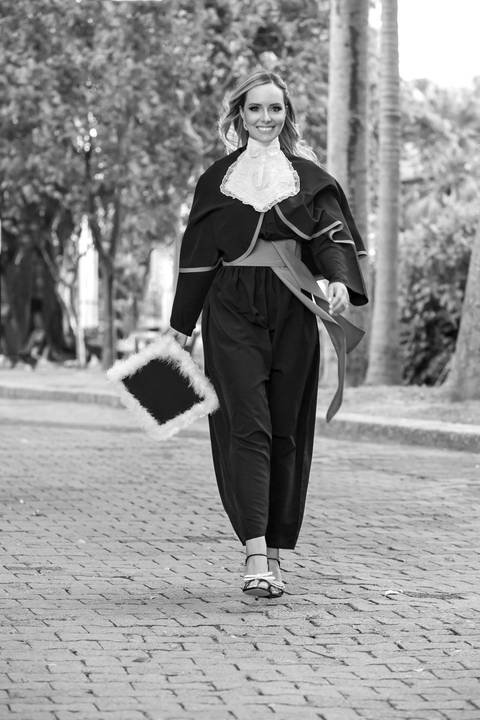 FORMATURA – DIREITO – PUCRS – GRÊMIO NAÚTICO UNIÃO – FESTA DE FORMATURA – FOMANDA DE VERMELHO – VESTIDO LINDO – MARIO CARDOSO – FOTOGRAFO DE FORMATURA – MELHOR FOTO DE FORMATURA '