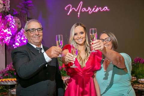 FORMATURA – DIREITO – PUCRS – GRÊMIO NAÚTICO UNIÃO – FESTA DE FORMATURA – FOMANDA DE VERMELHO – VESTIDO LINDO – MARIO CARDOSO – FOTOGRAFO DE FORMATURA – MELHOR FOTO DE FORMATURA '