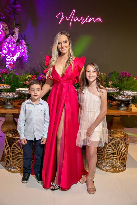 FORMATURA – DIREITO – PUCRS – GRÊMIO NAÚTICO UNIÃO – FESTA DE FORMATURA – FOMANDA DE VERMELHO – VESTIDO LINDO – MARIO CARDOSO – FOTOGRAFO DE FORMATURA – MELHOR FOTO DE FORMATURA '