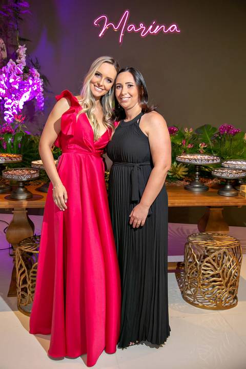 FORMATURA – DIREITO – PUCRS – GRÊMIO NAÚTICO UNIÃO – FESTA DE FORMATURA – FOMANDA DE VERMELHO – VESTIDO LINDO – MARIO CARDOSO – FOTOGRAFO DE FORMATURA – MELHOR FOTO DE FORMATURA '