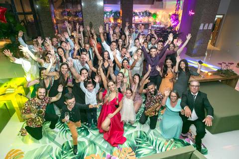 FORMATURA – DIREITO – PUCRS – GRÊMIO NAÚTICO UNIÃO – FESTA DE FORMATURA – FOMANDA DE VERMELHO – VESTIDO LINDO – MARIO CARDOSO – FOTOGRAFO DE FORMATURA – MELHOR FOTO DE FORMATURA '