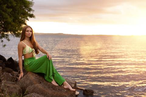 book-ensaio-foto-fotos-fotografia-fotografico-fotografo-photo-shoot-photoshooting-book-externo-urbano-rio-lago-agua-15-anos-quinze-anos-urbano-ao-ar-livre-externo-fabio-martins-foto-equipe-fotografo-profissional-foto-equipe-look-do-dia-adolescente-poa'