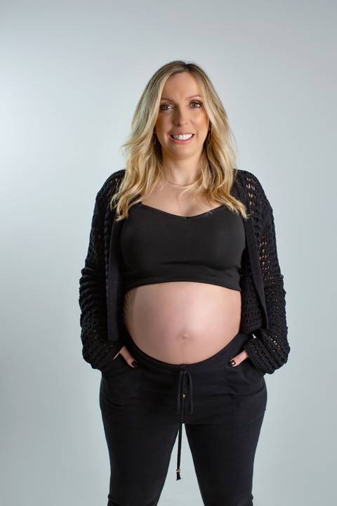 ensaio de gestante – book de gestante – fotografo de gestante – book de gestante na natureza – gestante no por sol – Porto Alegre – Fábio Martins fotografo de gestante – gestante sexy – pontal shopping'